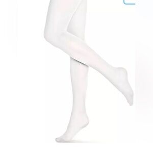 Hue Women’s opaque  non control top Tights. Color White. Size 2/Medium